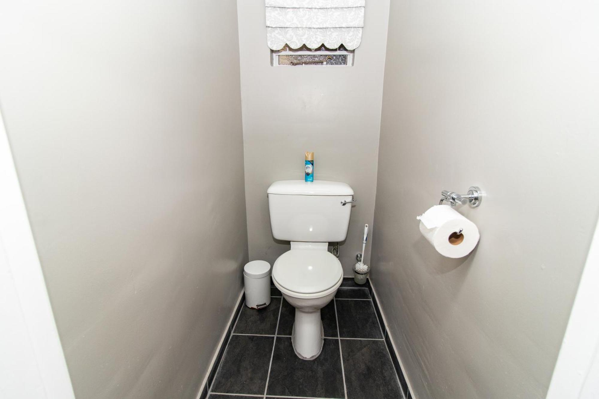 Glenmore Guesthouse Блоемфонтейн Екстериор снимка